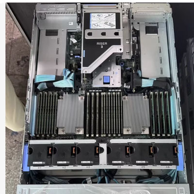 2U Two Socket PowerEdge R7625 Rack Server 4th Gen AMD EPYCTM Prozessoren bis zu 8x PCIe Gen5 Slots 12 X 2,5" SATA/SAS SSDs